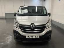 Renault Trafic 2.0 dCi ENERGY 28 Business+ Panel Van 5dr Diesel Manual SWB Standard Roof Euro 6 (s/s) (120 ps) - U2915