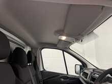 Renault Trafic 2.0 dCi ENERGY 28 Business+ Panel Van 5dr Diesel Manual SWB Standard Roof Euro 6 (s/s) (120 ps) - U2915
