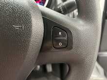 Renault Trafic 2.0 dCi ENERGY 28 Business+ Panel Van 5dr Diesel Manual SWB Standard Roof Euro 6 (s/s) (120 ps) - U2915