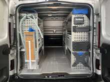 Renault Trafic 2.0 dCi ENERGY 28 Business+ Panel Van 5dr Diesel Manual SWB Standard Roof Euro 6 (s/s) (120 ps) - U2915