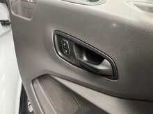 Ford Transit 2.0 350 EcoBlue Leader Chassis Double Cab 4dr Diesel Manual RWD L3 Euro 6 (s/s) (130 ps) - U2923