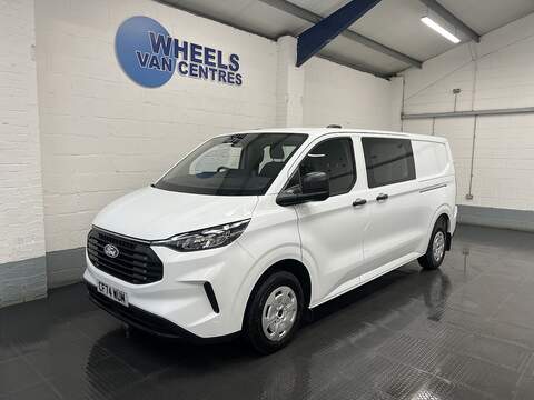 Ford Transit Custom 2.0 320 EcoBlue Limited Crew Van Double Cab 5dr Diesel Manual L2 H1 Euro 6 (s/s) (130 ps)