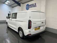 Ford Transit Custom 2.0 320 EcoBlue Trend Crew Van Double Cab 5dr Diesel Manual L2 H1 Euro 6 (s/s) (136 ps) - U2928