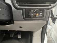 Ford Transit Custom 2.0 320 EcoBlue Trend Crew Van Double Cab 5dr Diesel Manual L2 H1 Euro 6 (s/s) (136 ps) - U2928