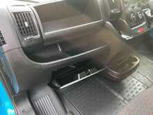 Peugeot Boxer Boxer 2.2 BlueHDi 335 S Platform Cab L3 Euro 6 (s/s) 2dr - U293