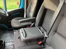 Peugeot Boxer Boxer 2.2 BlueHDi 335 S Platform Cab L3 Euro 6 (s/s) 2dr - U293