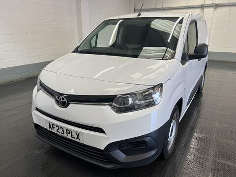 Toyota PROACE CITY 2.0D Icon Long Panel Van 6dr Diesel Manual LWB Euro 6 (145 ps)