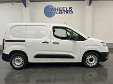 Toyota PROACE CITY 1.5 BlueHDi Active Short Panel Van 5dr Diesel Manual SWB Euro 6 (s/s) (100 bhp) - U2955