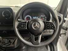 Mercedes-Benz Sprinter 2.0 315 CDI Progressive Panel Van 5dr Diesel Manual RWD L3 H2 Euro 6 (s/s) (150 ps) - U2966