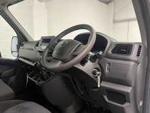 Nissan Interstar 2.3 dCi 33 Acenta Panel Van 4dr Diesel Manual FWD L2 H2 Euro 6 (135 ps) - U2972