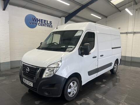Nissan Interstar Interstar 2.3 dCi 35 Tekna FWD L3 H2 Euro 6 4dr