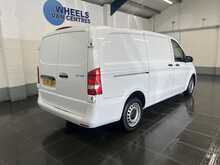 Mercedes-Benz Vito 1.7 110 CDI Progressive Panel Van 5dr Diesel Manual FWD L2 Euro 6 (s/s) (LWB) (102 ps) - U2977