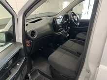 Mercedes-Benz Vito 1.7 110 CDI Progressive Panel Van 5dr Diesel Manual FWD L2 Euro 6 (s/s) (LWB) (102 ps) - U2977
