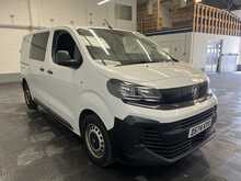 Vauxhall Vivaro 2.0 Turbo D Prime Crew Van Double Cab 6dr Diesel Manual SWB Euro 6 (145 ps) - U2990