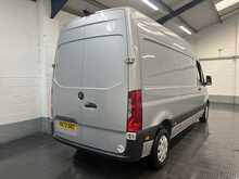 Mercedes-Benz Sprinter 2.0 315 CDI Premium Panel Van 5dr Diesel G-Tronic FWD L2 H2 Euro 6 (s/s) (150 ps) - U2991