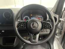 Mercedes-Benz Sprinter 2.0 315 CDI Premium Panel Van 5dr Diesel G-Tronic FWD L2 H2 Euro 6 (s/s) (150 ps) - U2991