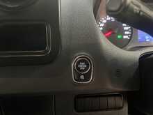 Mercedes-Benz Sprinter 2.0 315 CDI Premium Panel Van 5dr Diesel G-Tronic FWD L2 H2 Euro 6 (s/s) (150 ps) - U2991