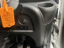 Iveco Daily 2.3D HPI 14V 35C 3750 Tipper Double Cab 4dr Diesel Manual L3 Euro 6 (s/s) (DRW) (136 ps) - U2993