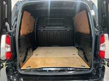 Vauxhall Combo 1.5 Turbo D 2300 Pro Panel Van 5dr Diesel Manual L1 H1 Euro 6 (s/s) (100 ps) - U3000