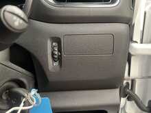 Renault Master Master SWB Panel Van 2.3 Manual Diesel - U3001