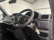 Renault Master Master SWB Panel Van 2.3 Manual Diesel - U3002