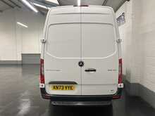 Mercedes-Benz Sprinter 2.0 315 CDI Progressive Panel Van 5dr Diesel Manual RWD L2 H2 Euro 6 (s/s) (150 ps) - U3005