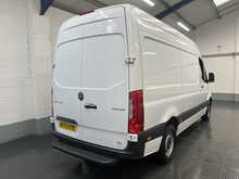 Mercedes-Benz Sprinter 2.0 315 CDI Progressive Panel Van 5dr Diesel Manual RWD L2 H2 Euro 6 (s/s) (150 ps) - U3005