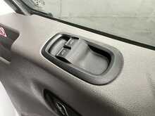Ford Transit 2.0 350 EcoBlue Leader Panel Van 5dr Diesel Manual RWD L3 H3 Euro 6 (s/s) (130 ps) - U3007