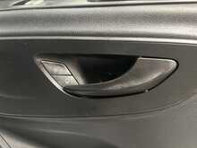 Mercedes-Benz Sprinter 2.0 315 CDI Progressive Panel Van 5dr Diesel G-Tronic RWD L2 H2 Euro 6 (s/s) (150 ps) - U3014