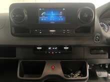 Mercedes-Benz Sprinter 2.0 315 CDI Progressive Panel Van 5dr Diesel G-Tronic RWD L2 H2 Euro 6 (s/s) (150 ps) - U3014