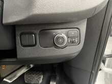 Mercedes-Benz Sprinter 2.0 315 CDI Progressive Panel Van 5dr Diesel G-Tronic RWD L2 H2 Euro 6 (s/s) (150 ps) - U3014