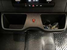 Mercedes-Benz Sprinter 2.0 315 CDI Progressive Panel Van 5dr Diesel G-Tronic RWD L2 H2 Euro 6 (s/s) (150 ps) - U3014