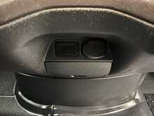 Mercedes-Benz Sprinter 2.0 315 CDI Progressive Panel Van 5dr Diesel G-Tronic RWD L2 H2 Euro 6 (s/s) (150 ps) - U3014