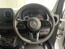Mercedes-Benz Sprinter 2.1 314 CDI Crew Cab Tipper 4dr Diesel Manual RWD L3 Euro 6 (s/s) (143 ps) - U3019