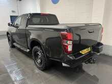 Isuzu D-Max 1.9 TD Utility Pickup Extended Cab 2dr Diesel Auto 4WD Euro 6 (s/s) (164 ps) - U3023