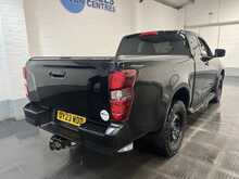 Isuzu D-Max 1.9 TD Utility Pickup Extended Cab 2dr Diesel Auto 4WD Euro 6 (s/s) (164 ps) - U3023