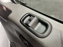 Ford Transit 2.0 410 EcoBlue Trend Minibus Double Cab 5dr Diesel Auto RWD L3 H2 Euro 6 (s/s) (15 Seat) (165 ps) - U3036