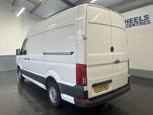 Volkswagen Crafter 2.0 TDI CR35 Commerce Panel Van 5dr Diesel Manual FWD MWB High Roof Euro 6 (s/s) (140 ps) - U3042