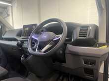 Volkswagen Crafter 2.0 TDI CR35 Commerce Panel Van 5dr Diesel Manual FWD MWB High Roof Euro 6 (s/s) (140 ps) - U3042