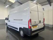 Peugeot Boxer 2.2 BlueHDi 335 Professional Panel Van 5dr Diesel Manual L3 H3 Euro 6 (s/s) (140 ps) 2.2 5dr Panel - U3043
