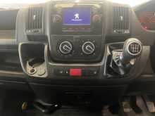 Peugeot Boxer 2.2 BlueHDi 335 Professional Panel Van 5dr Diesel Manual L3 H3 Euro 6 (s/s) (140 ps) 2.2 5dr Panel - U3043