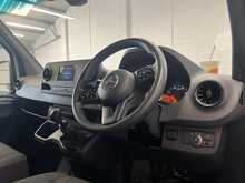 Mercedes-Benz Sprinter 317 CDI Progressive - U3044