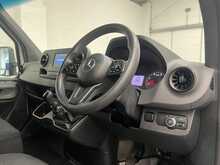 Mercedes-Benz Sprinter 2.1 314 CDI Utility Cab Tipper 2dr Diesel Manual RWD L3 Euro 6 (s/s) (143 ps) - U3046