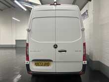 Mercedes-Benz Sprinter 2.0 315 CDI Premium Panel Van 5dr Diesel G-Tronic FWD L2 H2 Euro 6 (s/s) (150 ps) - U3048