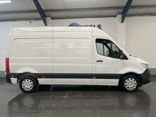 Mercedes-Benz Sprinter 2.0 315 CDI Premium Panel Van 5dr Diesel G-Tronic FWD L2 H2 Euro 6 (s/s) (150 ps) - U3048