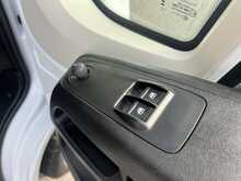 Citroen Relay 2.2 BlueHDi 35 Enterprise Curtain side 2dr Diesel Manual L3 Euro 6 (s/s) (Heavy) (140 ps) - U3051