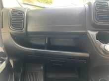 Citroen Relay 2.2 BlueHDi 35 Enterprise Curtain side 2dr Diesel Manual L3 Euro 6 (s/s) (Heavy) (140 ps) - U3051