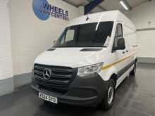 Mercedes-Benz Sprinter 2.0 315 CDI Progressive Panel Van 5dr Diesel Manual RWD L2 H2 Euro 6 (s/s) (150 ps) - U3055