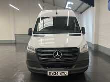 Mercedes-Benz Sprinter 2.0 315 CDI Progressive Panel Van 5dr Diesel Manual RWD L2 H2 Euro 6 (s/s) (150 ps) - U3055