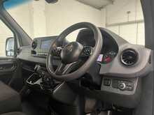 Mercedes-Benz Sprinter 2.0 315 CDI Progressive Panel Van 5dr Diesel Manual RWD L2 H2 Euro 6 (s/s) (150 ps) - U3055
